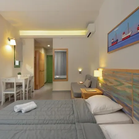 Erato (adults Only) 3* פלטניאס